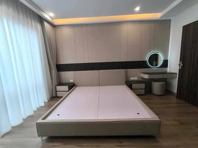Bán Nhà Ngõ 61 Phố Trạm, Cổ Linh, Long Biên, 38m2, Gara, Ô Tô, Thang Máy Phân Lô 3