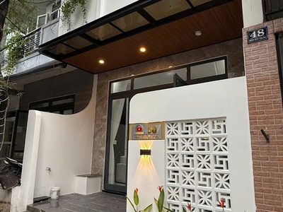 Bán nhà 2 tầng mới đẹp mặt tiền - tttp hải châu - đường trần hữu trang 0