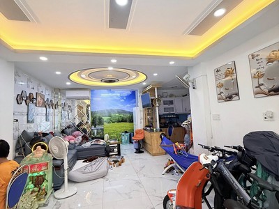 Nhà đẹp khu phan xích long, phú nhuận, 45m , nở hậu, 4 tầng - chỉ 7.3 tỷ 1