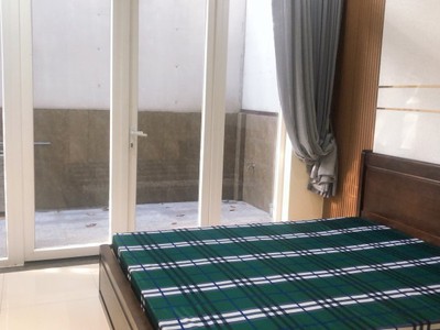 Biệt thự góc vòng xoay   đẳng cấp sang trọng 1