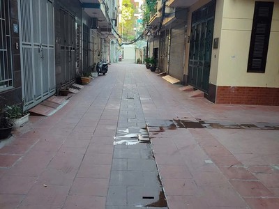 Bán nhà khu văn cao, 60m , mặt tiền 4.7m, 5 tầng giá chỉ 13 tỷ 0