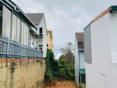 Bán đất biệt thự nguyễn hữu cảnh   phường lâm viên  p8 cũ , đà lạt 1