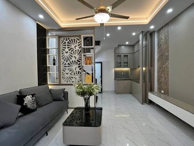 Bán nhà đẹp 45m, ngọc thuỵ- long biên - 4 ngủ đủ công năng  - 10m ra ô tô tránh - ô tô đỗ cửa - 1