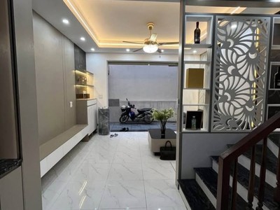 Bán nhà đẹp 45m, ngọc thuỵ- long biên - 4 ngủ đủ công năng  - 10m ra ô tô tránh - ô tô đỗ cửa - 0