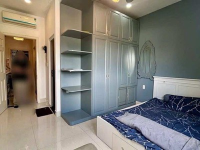 Gần bờ kè mát mẻ   nhiều cây xanh . hẻm xe hơi thông   khu dân trí cao, an ninh 0