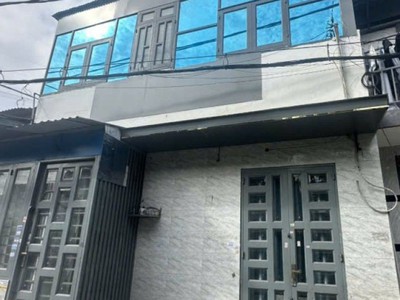 Nhà nở hậu đẹp 2 tầng, hẻm xe tải, dtsd 87m2, shr   quốc lộ 1a q12 0