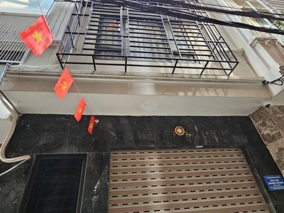 Bán nhà trung tâm quận cầu giấy nhà mới tiện nghi đầy đủ gần phố ngõ rộng thông thoáng 45m 13,5 tỷ 2