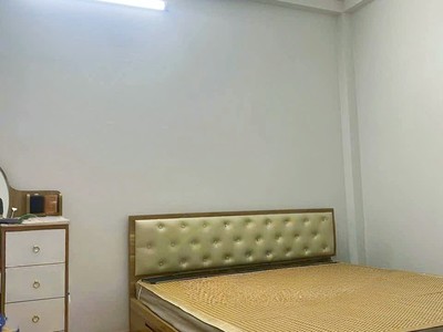 Bán nhà, võ chí công, xuân la, tây hồ, dt40m x 5t 4p ngõ rộng  2m chỉ 35m ra mặt phố 3