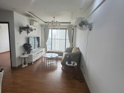 Mình là chính chủ căn hộ số 02 tầng 2x tại tòa 27a3 chung cư greenstar - 234 phạm văn đồng 1