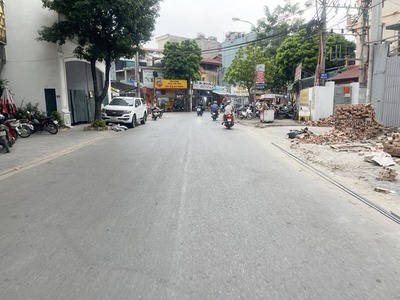 Cần bán 59m2 nhà 3 tầng phố Trâu Quỳ, Phường Gia Lâm, kinh doanh sầm uất, dòng tiền ổn định 4