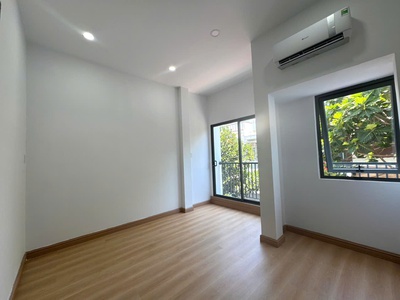 Nhà mới đẹp 3 tầng đường b5- tđc kđt vcn phước hải - phường nam nha trang chỉ 6tỷ650tr 4