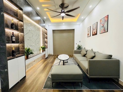 Siêu phẩm lô góc tập thể tầng 1 trường chinh 3 mặt thoáng, full đồ ở ngay. ô tô đỗ cầu thang 3pn 0