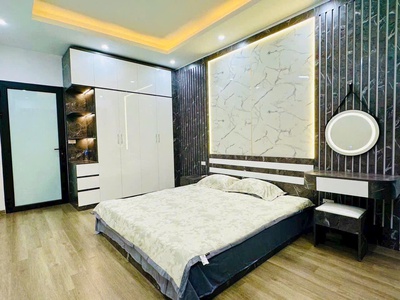 Siêu phẩm lô góc tập thể tầng 1 trường chinh 3 mặt thoáng, full đồ ở ngay. ô tô đỗ cầu thang 3pn 2