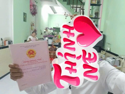 Bán nhà 2 tầng dĩan,shr đường 2 xe hơi thông,gần chợ tân long 3