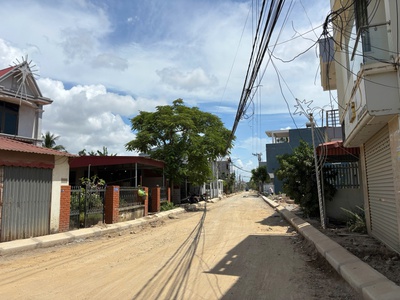 Bán đất mặt đường Cát Linh   Tràng Cát diện tích 90,7m2 đường nhựa rộng 8m cách dự án Vin 100m. 2