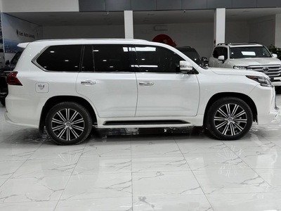 Bán Lexus LX570 sản xuất 2016, lăn bánh cực ít. Xe siêu mới. 5