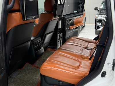 Bán Lexus LX570 sản xuất 2016, lăn bánh cực ít. Xe siêu mới. 7