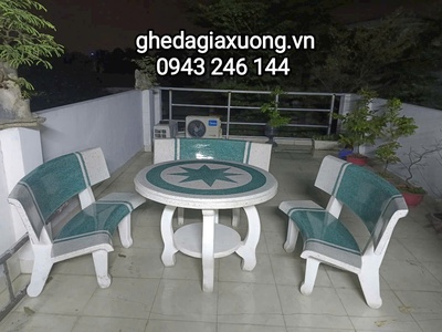 Bộ bàn ghế đá ngoài trời tại Dĩ An 0