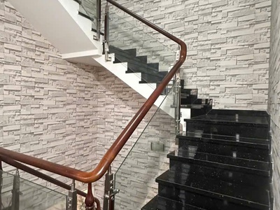Nhà đẹp 2 lầu diện tích khủng 4,7mx22,5m ĐHT06 ngay công viên KDC an sương q12 5