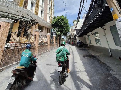 Bán nhà3 lầu  hẻm xe hơi bán nguyễn thị thập quận 7 giá 7tyxx 1