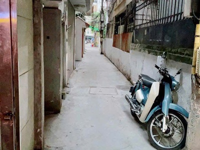 Bán nhà chính chủ - nguyễn văn cừ-long biên - thành phố hà nội 0