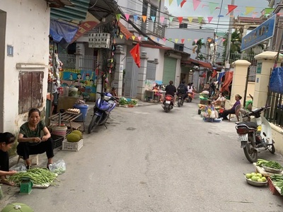 Nhà chính chủ - giá tốt - vị trí đẹp tại xóm hạ, song phương, xã sơn đồng 0