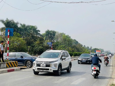 Mặt ngõ phố phú viên - ô tô tải tránh - mặt bằng siêu rộng - dòng tiền 26 triệu/tháng 0
