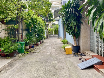 Bán nhà hẻm xe hơi đường lê văn sỹ, biệt thự phố 4 tầng, ngang 5.5m, chỉ 22.5 tỷ 0