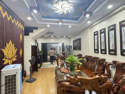 Bán nhà mặt phố phố huế, 105m2, 6 tầng thang máy, mặt tiền 4.5m, 88.8 tỷ, vỉa hè, kd đỉnh 0