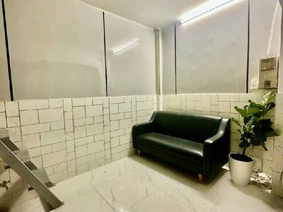 Nhà đẹp   giá nhỉnh 1 tỷ lớn   vào ở ngay 2