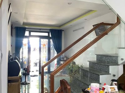 Nhà đẹp 3 tầng, dt 67m2 - ôtô đỗ cửa ngô thị nhậm, cạnh đhbk đà nẵng - chỉ 3.65 tỷ 0