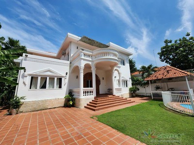 Biệt thự hồ bơi sân vườn   khu compound siêu vip   thảo điền, quận 2 1