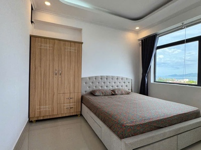 Cho thuê căn góc view biển chung cư napoleon, đại học nha trang 2