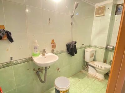 Cho thuê nhà nguyên căn ngõ 51 lương khánh thiện, 30m2 x 4 tầng 2 ngủ 3 wc chỉ 7 triệu 3