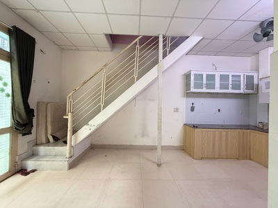 Nguyễn sỹ sách - tân bình - cách 1 căn ra hxh  - sổ vuông đẹp - 5.8m x 6.5m - 2 tầng - nhỉnh 3 tỷ 0