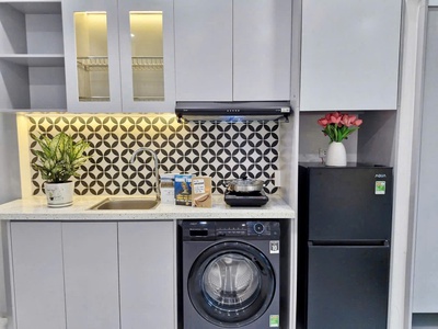 Bán nhà lĩnh nam - hoàng mai, dt 50 m2, 6 tầng,tm,  mặt tiền 4 m, giá 12,6 tỷ. 4