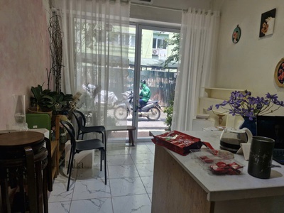 Bán nhà mặt phố vũ hữu- thanh xuân, 56/63 m2, măt tiền 4m, giá 13,5 tỷ. 2