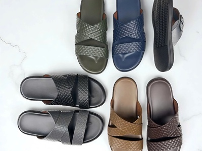 Công ty sản xuất Giày QĐ tìm sỉ 3