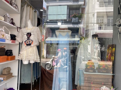 Sang shop thời trang quần áo túi xách nữ đường nguyễn trãi trung tâm nha trang 2