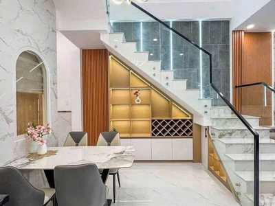 Nhà 1 tỷ 890 ngay chợ Tân Hiệp ,vòng xoay Kim Hằng 2