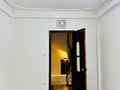 Ngõ 68 cầu giấy-phân lô-gần ô tô-2 thoáng-dt 32m-8 tỷ 500 2