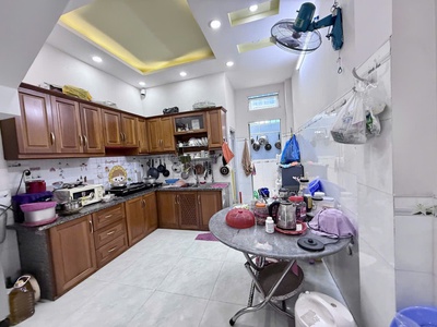 Hẻm 4m - chính chủ - bán 7.99 tỷ - lê quang định - bình thạnh - 3 tầng - 50m2 - nở hậu - hoàn công 3