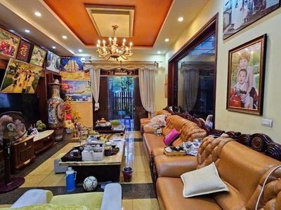 Phân lô liền kề vip văn quán ,70m sổ đỏ, 4 tầng giá :16,2 tỷ hiếm hiếm hiếm. cạnh hồ văn quán. 0