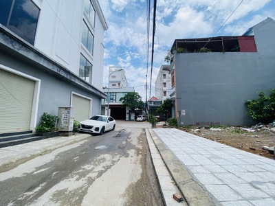 Bán Đất TTTM Núi Đèo, Thủy Nguyên, 81m2, Kinh Doanh Tốt, Giá Đầu tư 2