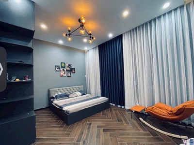 Bán nhà 1 trệt 2 lầu   80m    4pn   5wc   gần UNBD P4 Tân An Long An   giá 2 tỷ 500 7