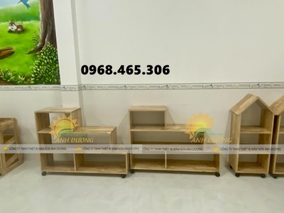Kệ gỗ mầm non chất lượng cao, kệ gỗ nhà trẻ mẫu giáo 2