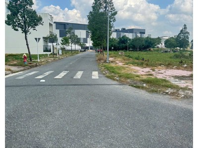 Chính chủ cần bán đất ngay trung tâm tp. Tân an long an   100m    shr   giá chỉ 1 tỷ 5 8