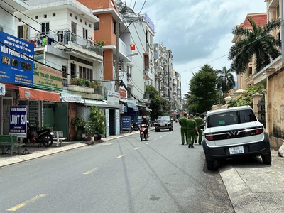 Chdv 6 lầu hẻm 416 dương quảng hàm dts 650m2 ngang 5m 16pn tn 100tr sát bình thạnh 27 tỷ 0