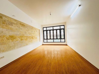 Phân lô quân đội - ô tô tránh - kinh doanh - diện tích rộng - view bảo tầng dân tộc học  5 tầng 2