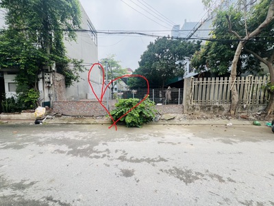 Bồ đề,long biên 30tỷ 115m mặt phố vỉa hè kinh doanh cho thuê,văn phòng 1